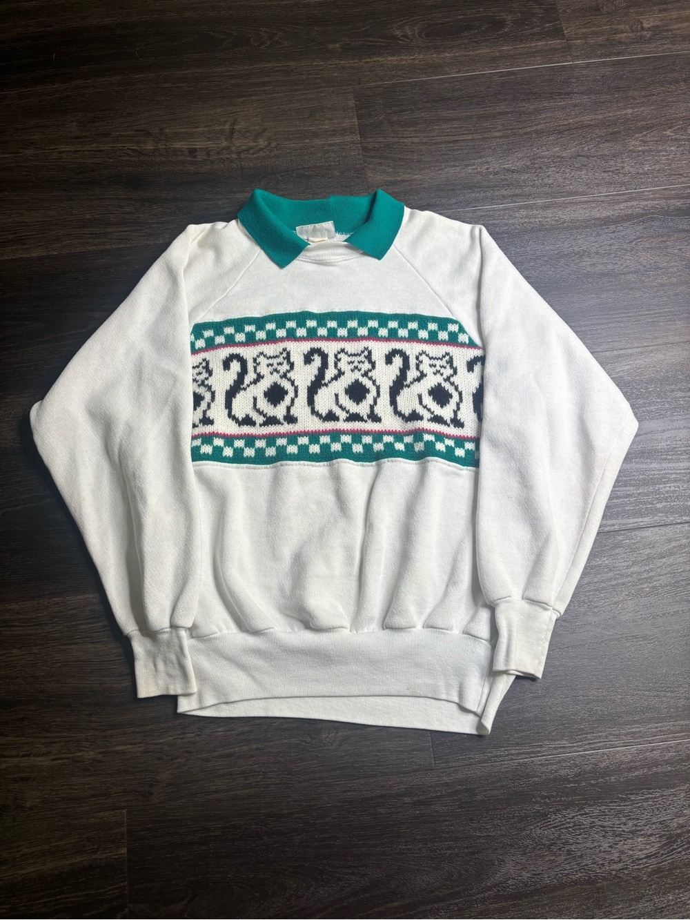 Women’s Y2K Grandma Cat Crewneck